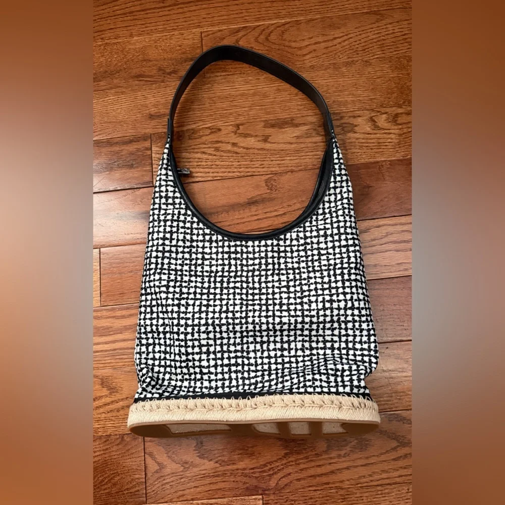 Sole Purpose The Elizabeth Nylon Hobo - Batik